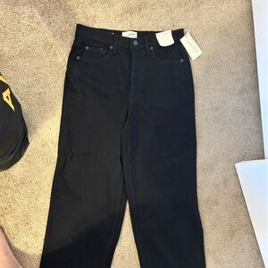 Universal Thread Black High-Rise Straight Jeans